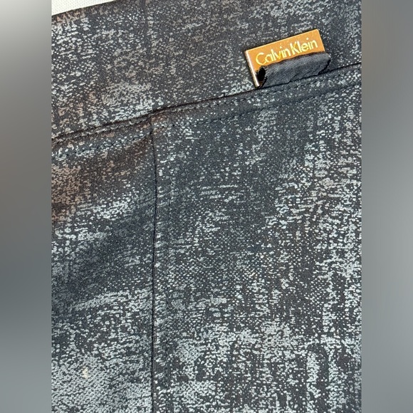 Calvin Klein Power Leggings- Sz Large - Picture 3 of 7